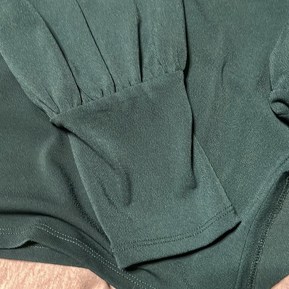RW&Co Green Long Sleeve Blouse. Size Large. - Picture 3 of 3